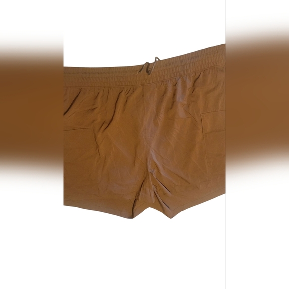 Old Navy Stretchtech Women's Brown Shorts Size 4X NWT - Picture 5 of 7